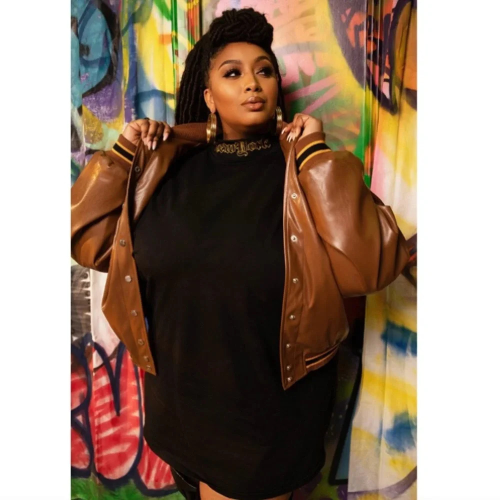 PrettyLittleThing Black High Neck New York Embroidered T Shirt Dress
